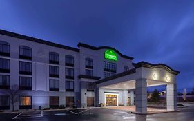 Hotel Wingate By Wyndham Erie Exterior photo