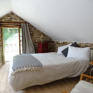 Bed and Breakfast Le Grand Guillaume Saint-Sornin-Lavolps Exterior photo