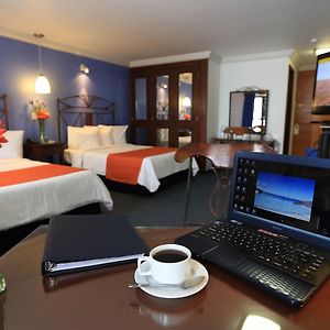 Hotel Ciros Pachuca Exterior photo