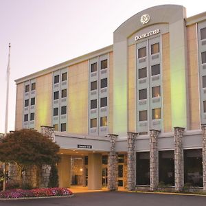 Hotel Doubletree By Hilton Pittsburgh Airport Moon Township Exterior photo