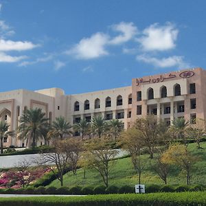 Hotel Crowne Plaza Suhar Exterior photo