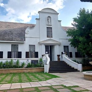 Constantia Guest Lodge Pretoria-Noord Exterior photo