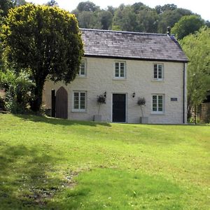 Tintern Abbey Cottage Exterior photo