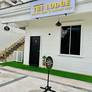 The Lodge Kuala Kerai Exterior photo