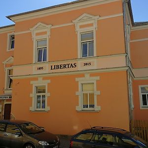 Penzion Libertas Mariańskie Łaźnie Exterior photo