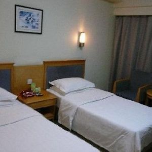 Yixing International Hotel Room photo