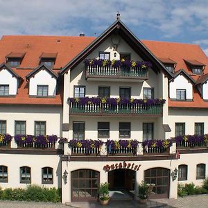 Hotel Goldener Hirsch Burgthann Exterior photo