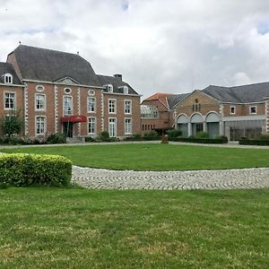 Chateau De Limont Hotel Donceel Exterior photo