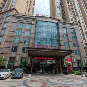 Hotel Ramada Plaza By Wyndham Fuzhou South Exterior photo