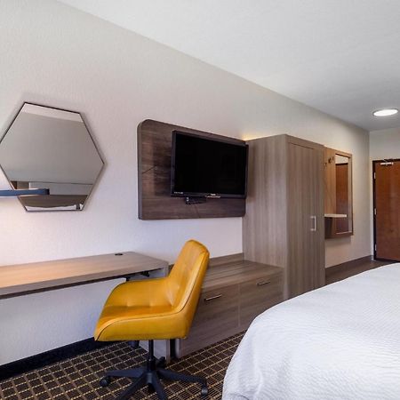Holiday Inn Express & Suites Pittsburg, An Ihg Hotel Zewnętrze zdjęcie