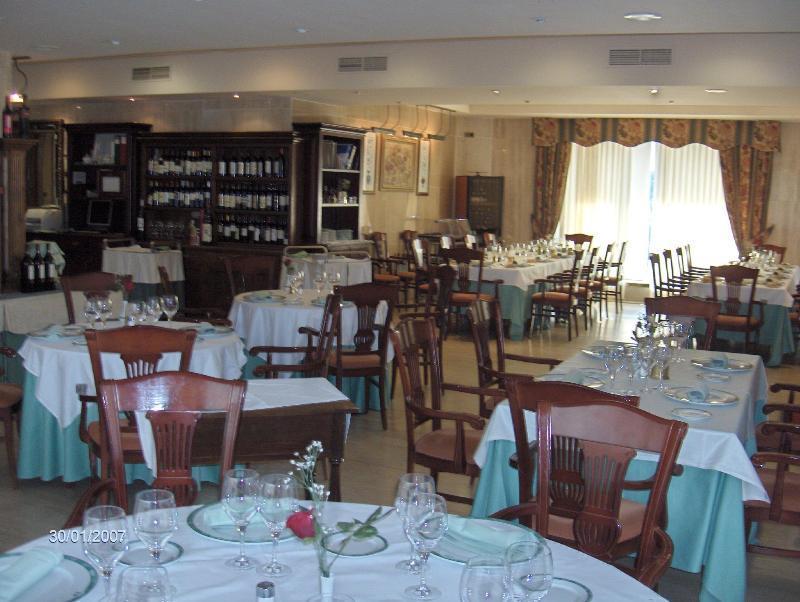 Hotel Sierra Real Alpedrete Restauracja zdjęcie
