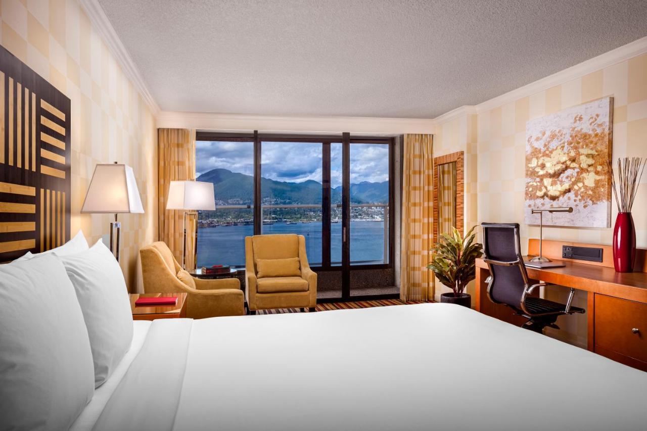 Pinnacle Hotel Harbourfront Vancouver Zewnętrze zdjęcie