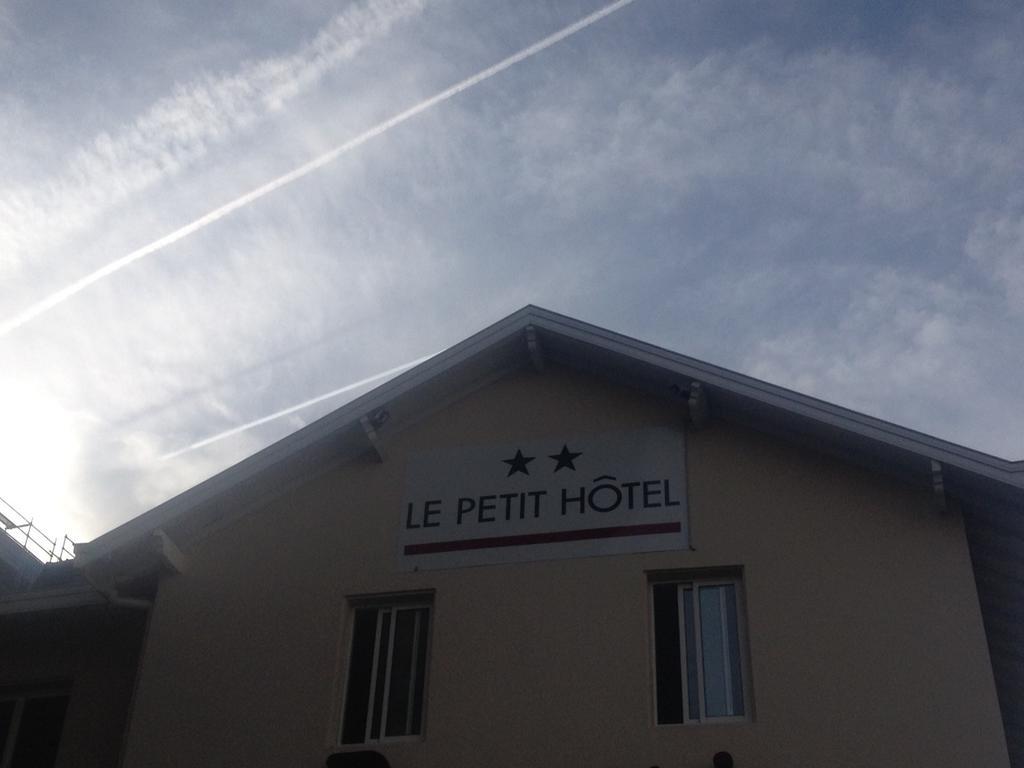 Le Petit Hotel Biarritz Zewnętrze zdjęcie