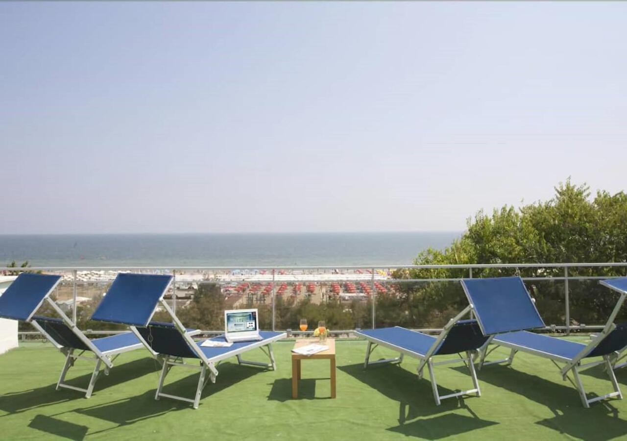 Hotel Nizza - Seaview Beachfront Park Hotel Riccione Zewnętrze zdjęcie