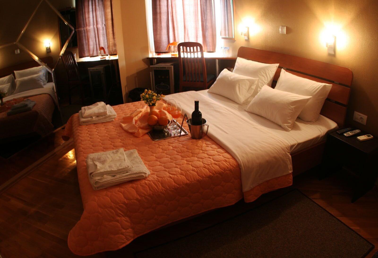 Hotel Orange Inn Skopje Zewnętrze zdjęcie