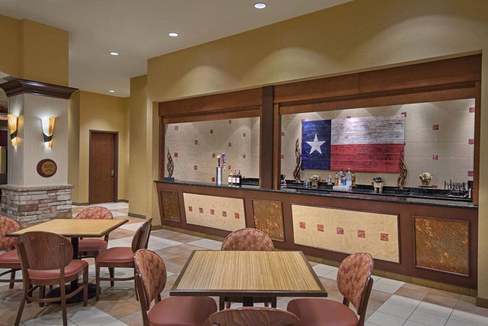 Embassy Suites By Hilton San Marcos Hotel Conference Center Zewnętrze zdjęcie