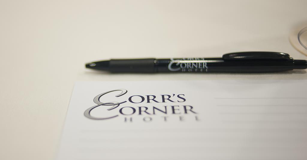 Corr'S Corner Hotel Newtownabbey Zewnętrze zdjęcie
