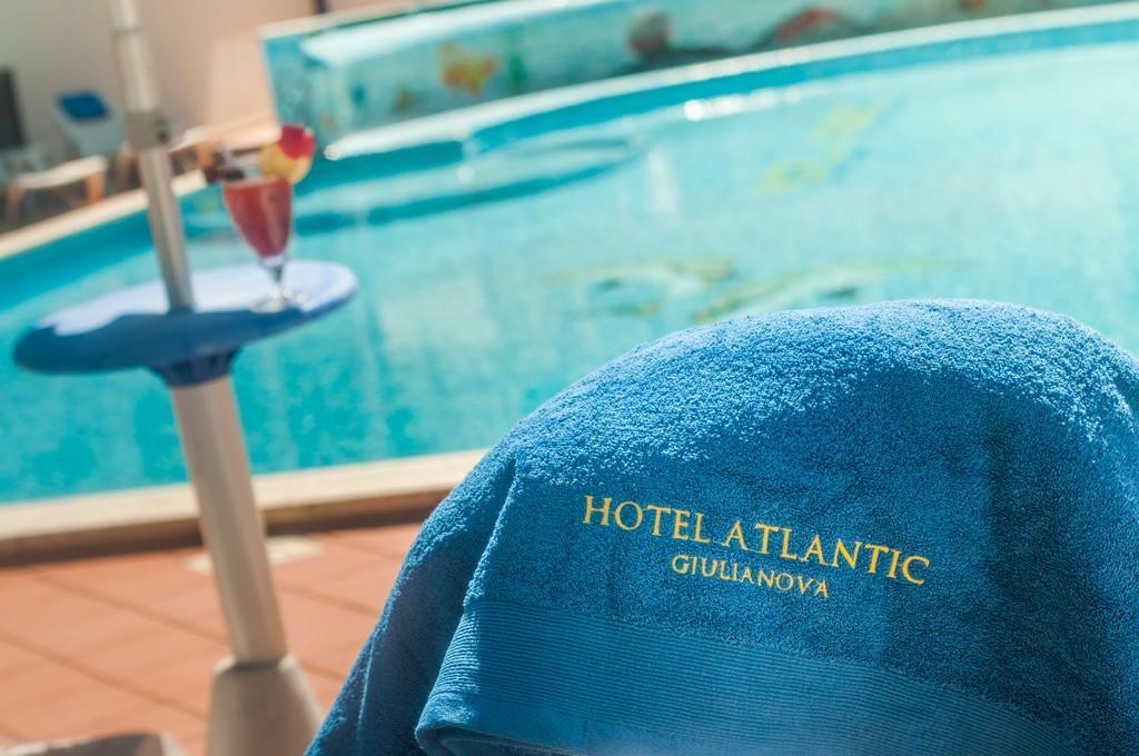 Hotel Atlantic Giulianova Zewnętrze zdjęcie