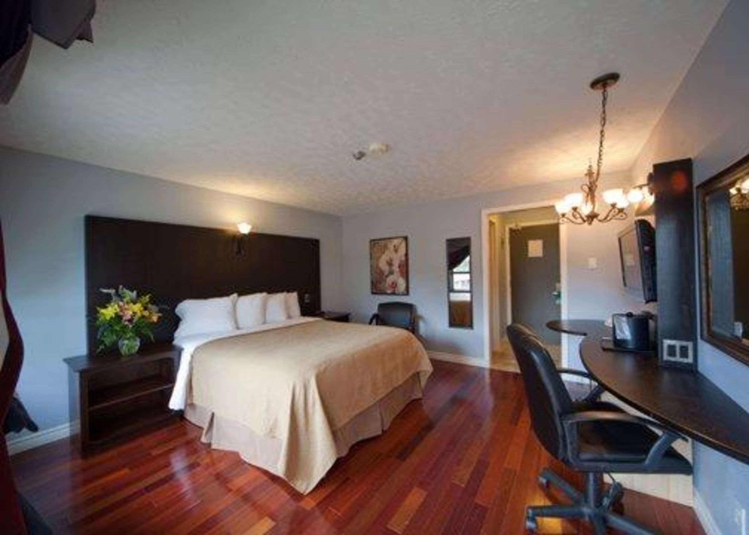 Quality Hotel Fallsview Cascade Niagara Falls Zewnętrze zdjęcie