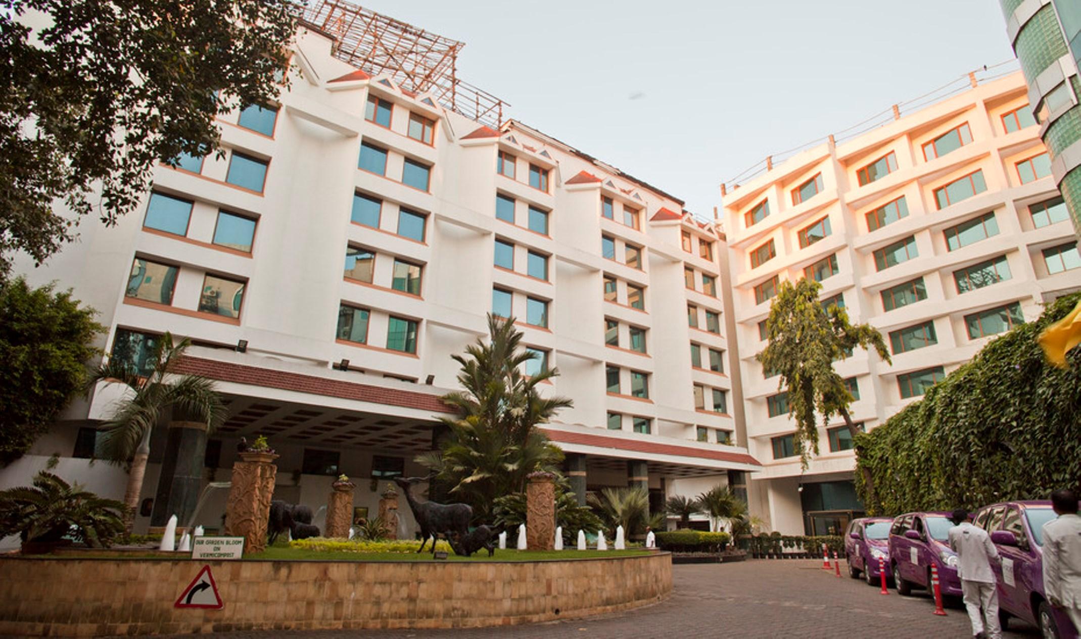 The Orchid Hotel Mumbai Vile Parle Zewnętrze zdjęcie