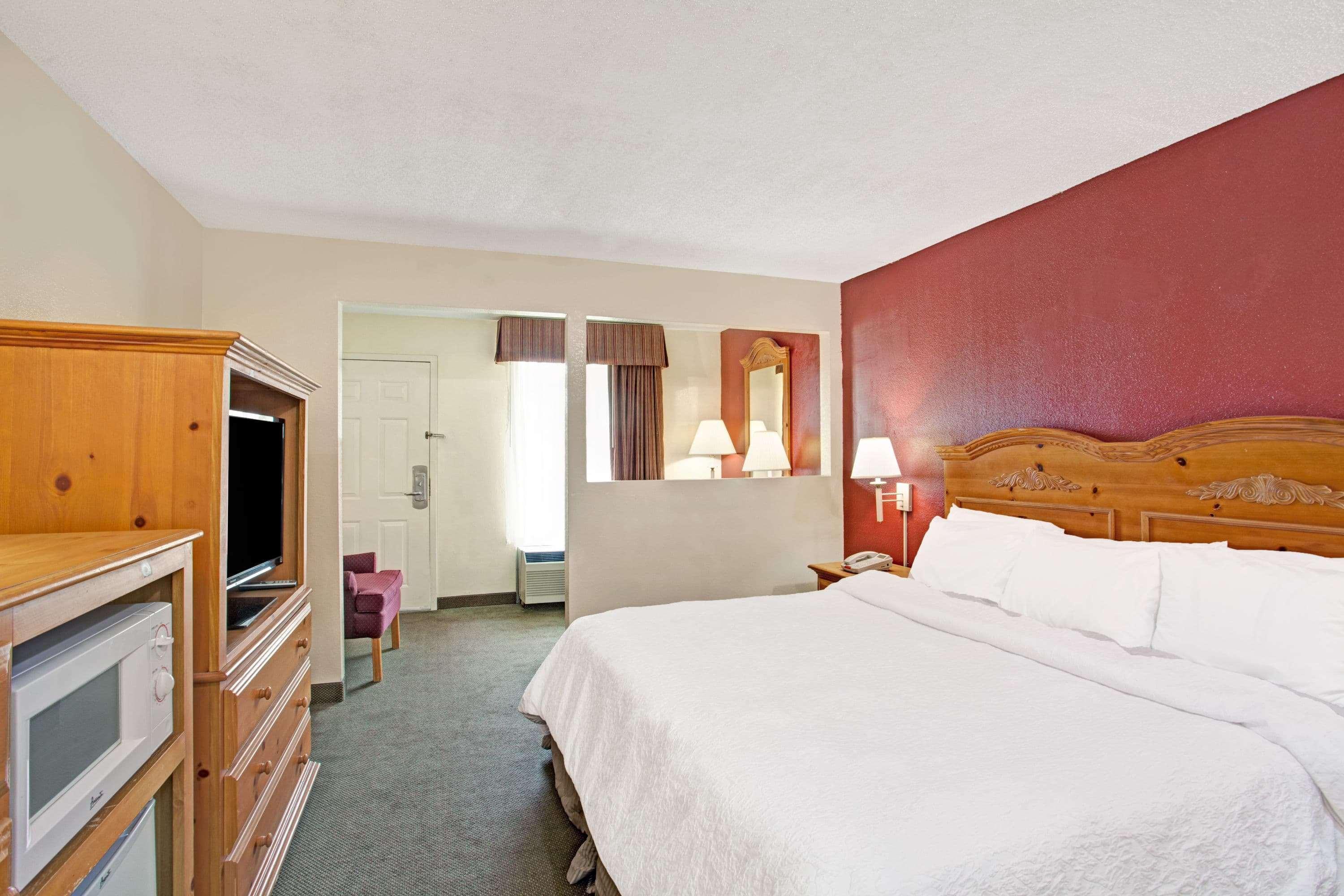Days Inn & Suites By Wyndham Collierville Germantown Area Zewnętrze zdjęcie