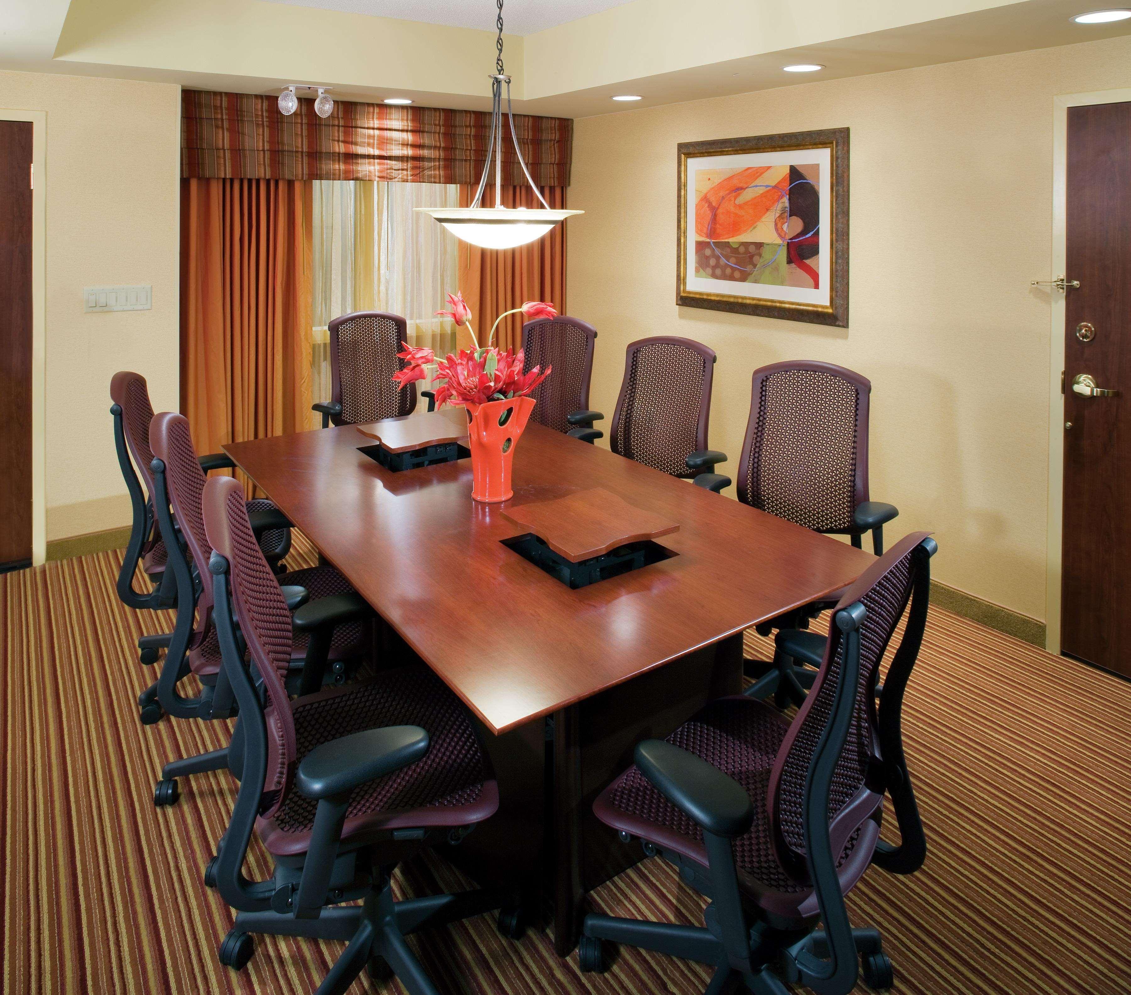 Embassy Suites By Hilton Norman Hotel & Conference Center Zaplecze biznesowe zdjęcie