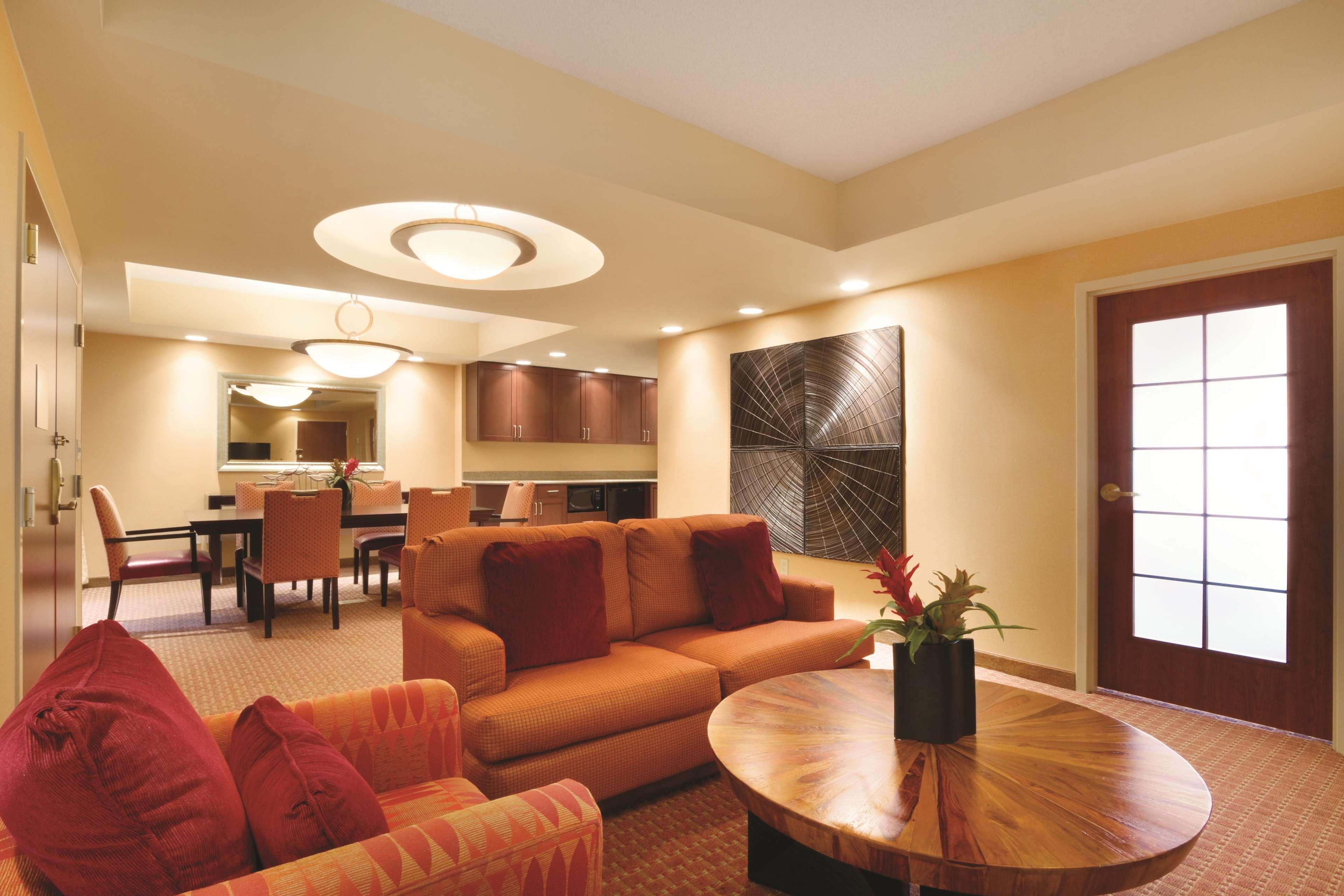 Embassy Suites By Hilton Norman Hotel & Conference Center Pokój zdjęcie