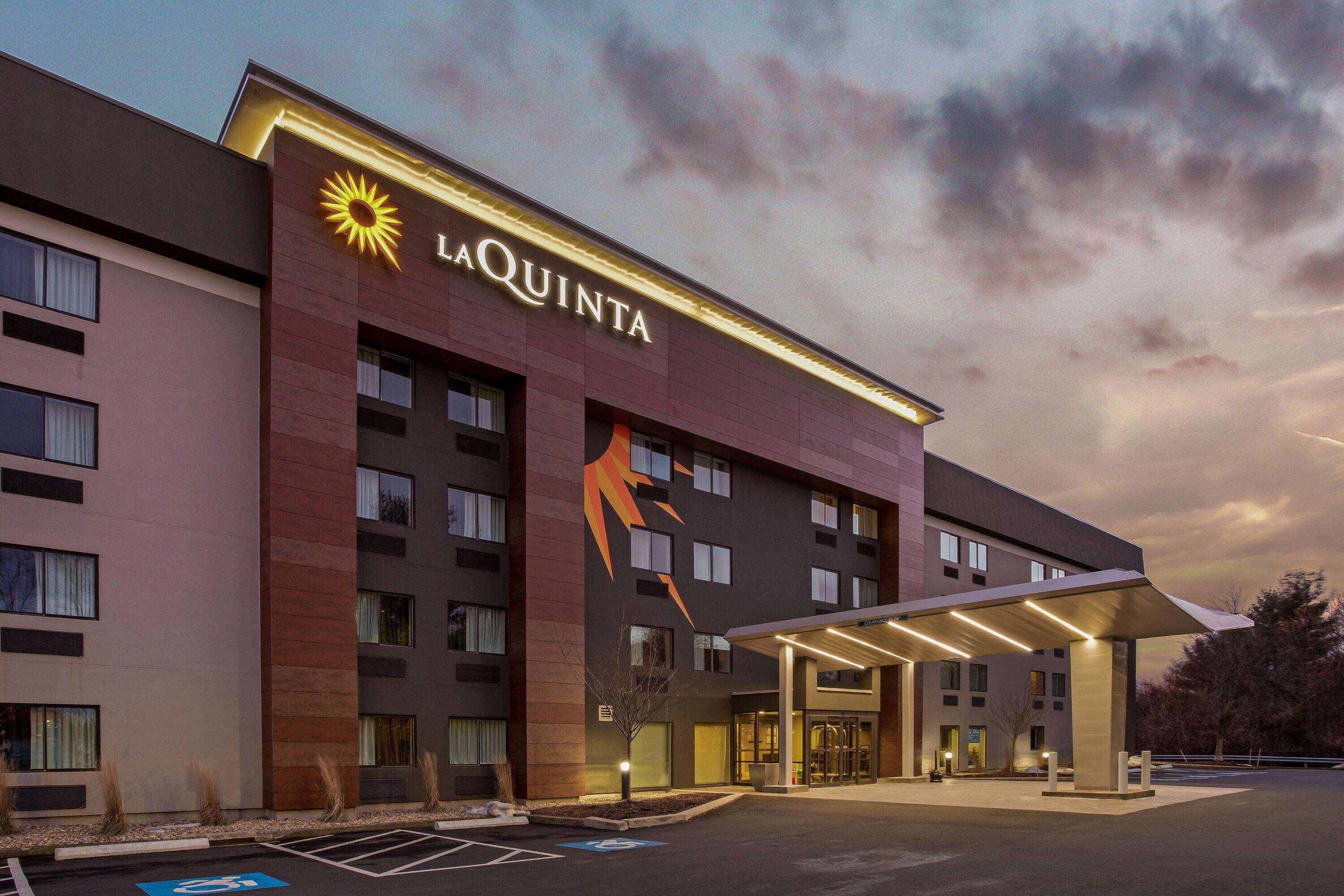 Hotel La Quinta By Wyndham Hartford Bradley Airport Windsor Locks Zewnętrze zdjęcie