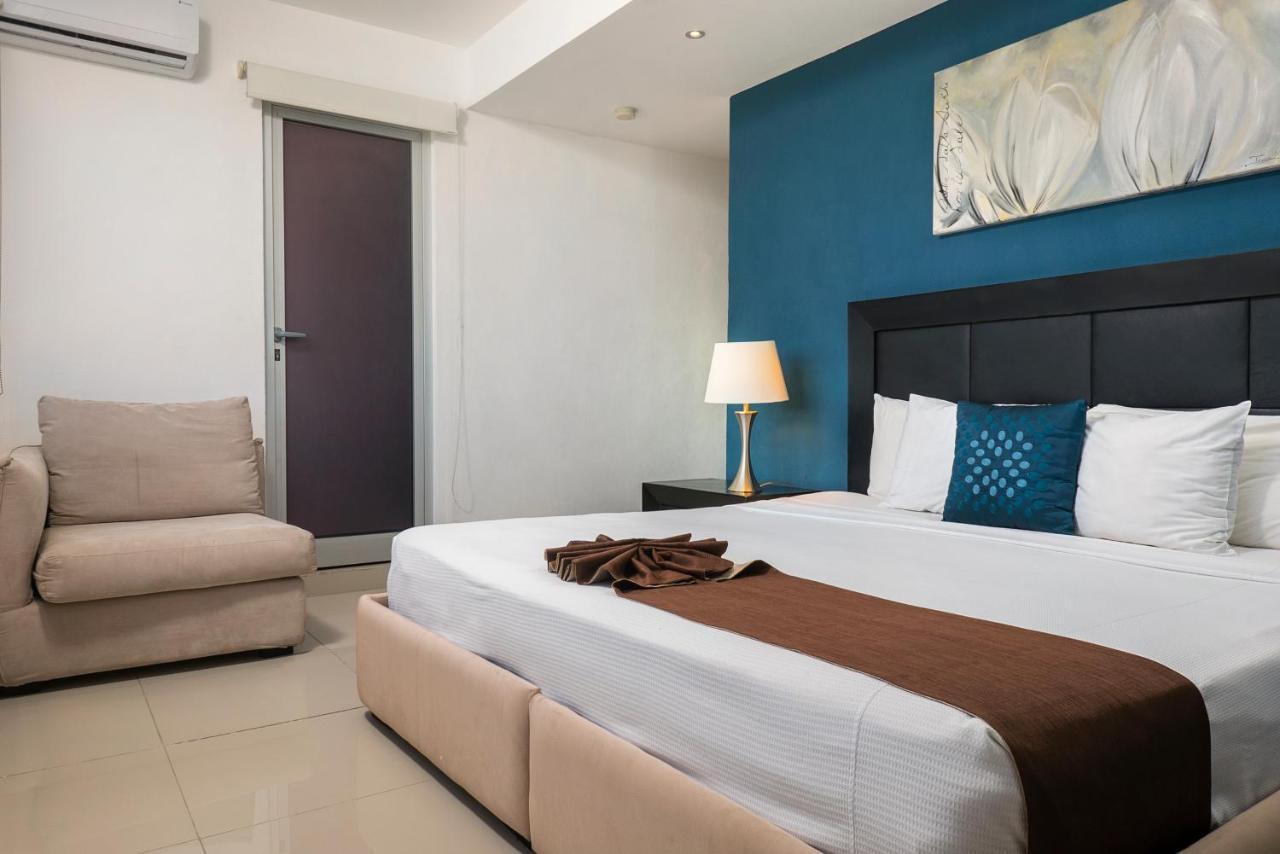 Suites Malecon Cancún Zewnętrze zdjęcie