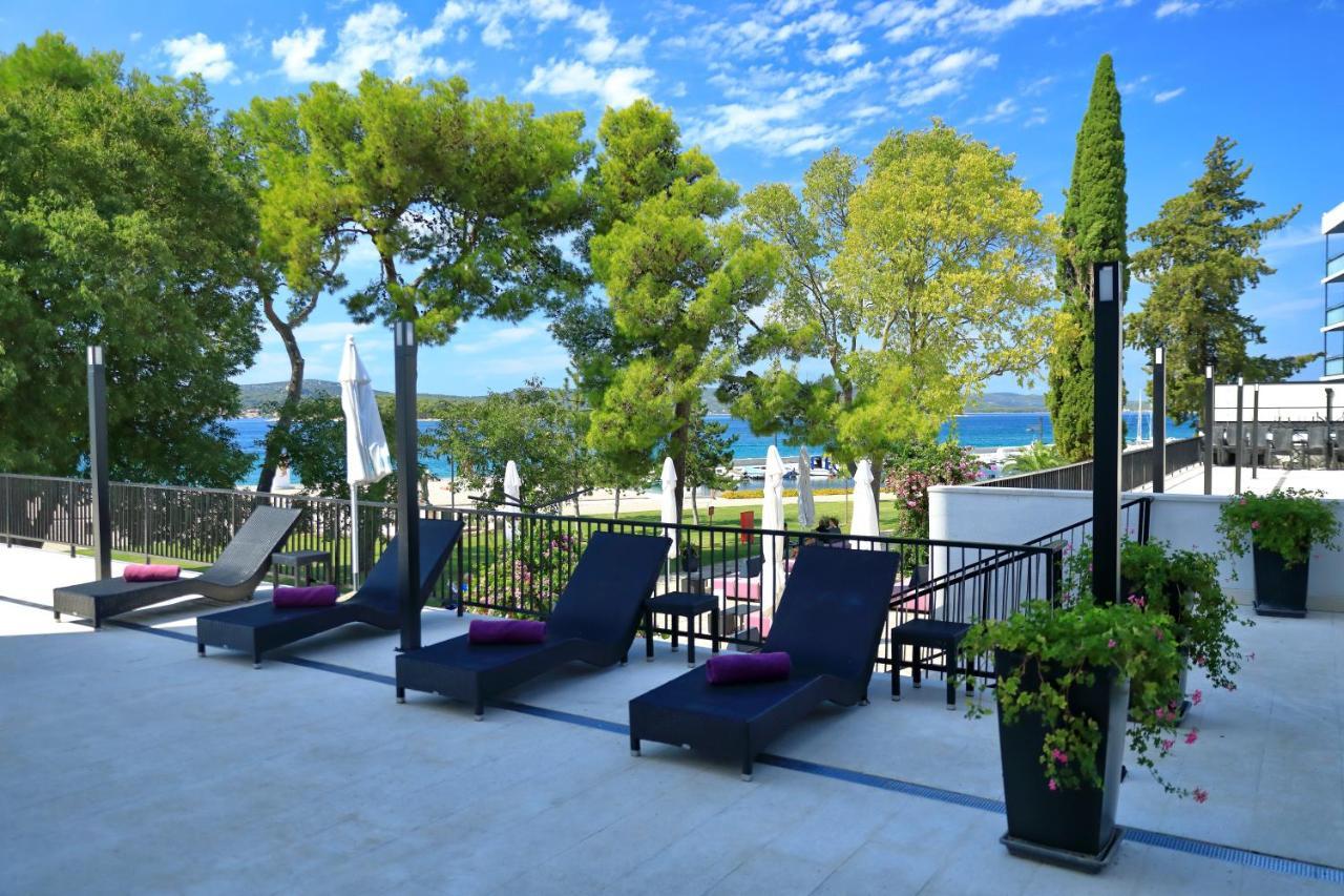 Hotel Adriatic Biograd Na Moru Zewnętrze zdjęcie