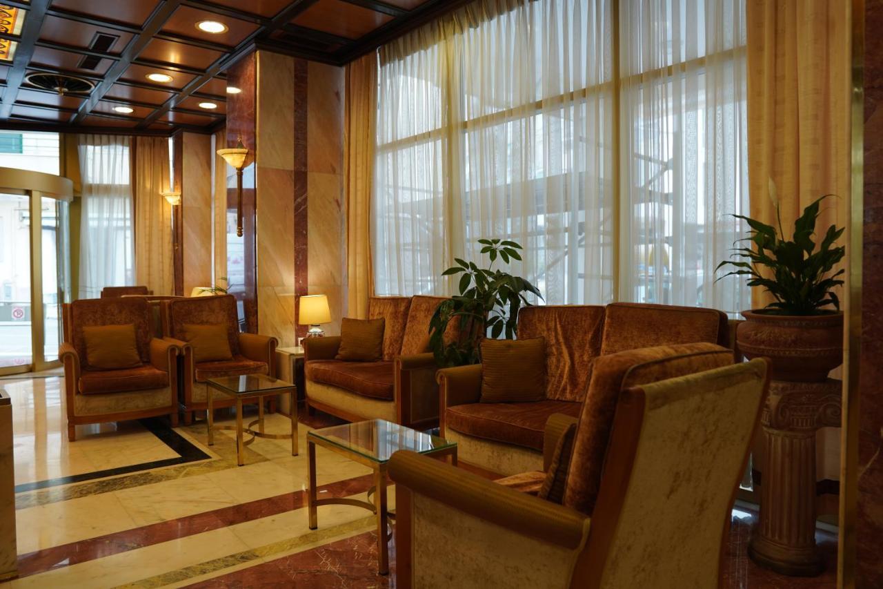 Balasca Hotel Ateny Zewnętrze zdjęcie
