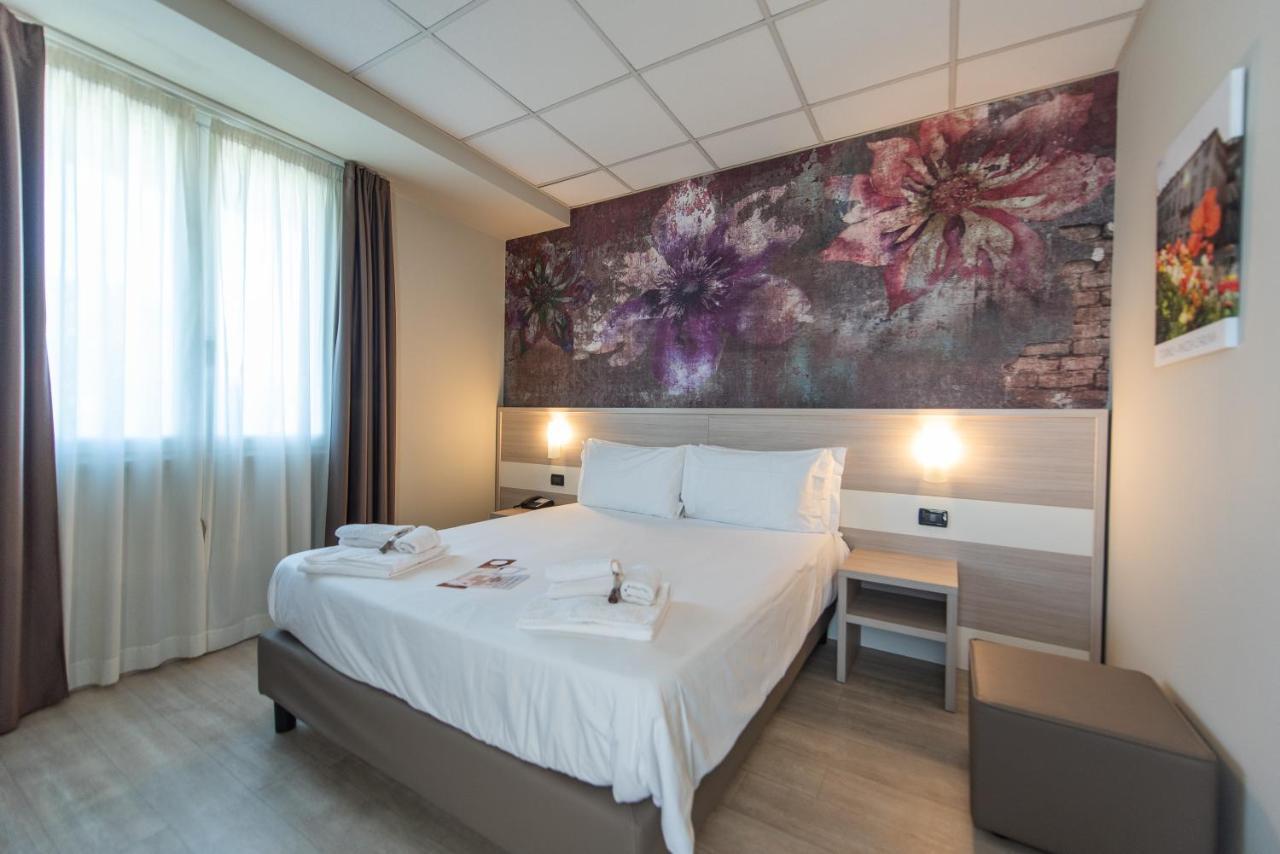 Best Quality Hotel La Darsena Moncalieri Zewnętrze zdjęcie