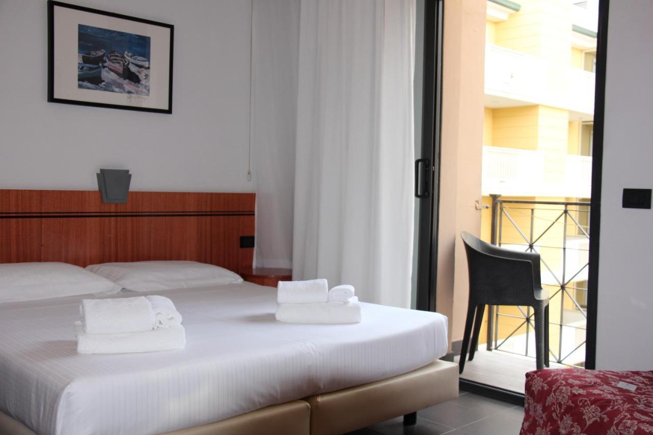Hotel Nettunia Rimini Zewnętrze zdjęcie
