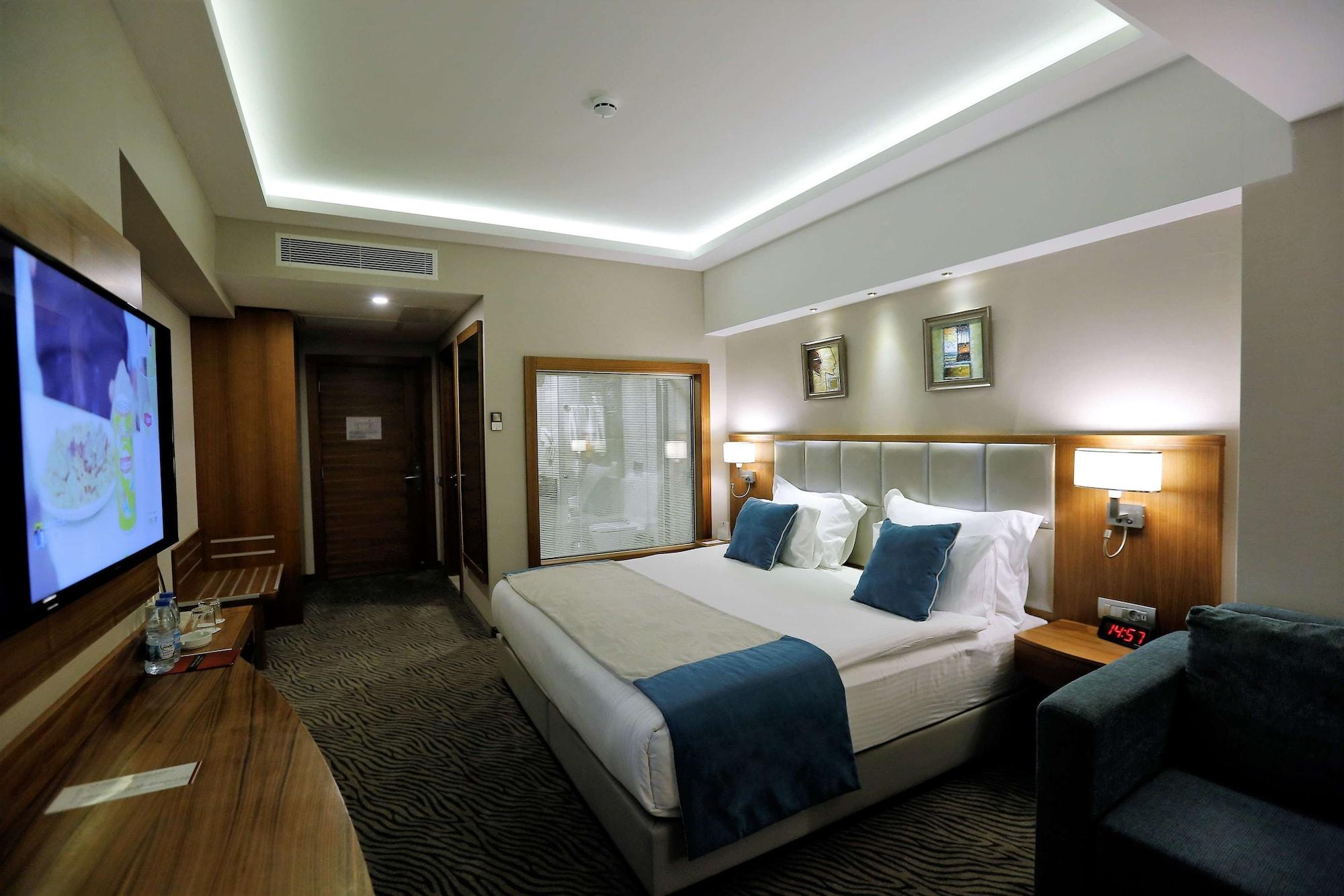 Best Western Premier Karsiyaka Convention & Spa Hotel Izmir Zewnętrze zdjęcie