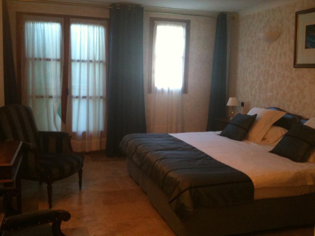 Hotel Les Lavandes De La Fuste Valensole Pokój zdjęcie