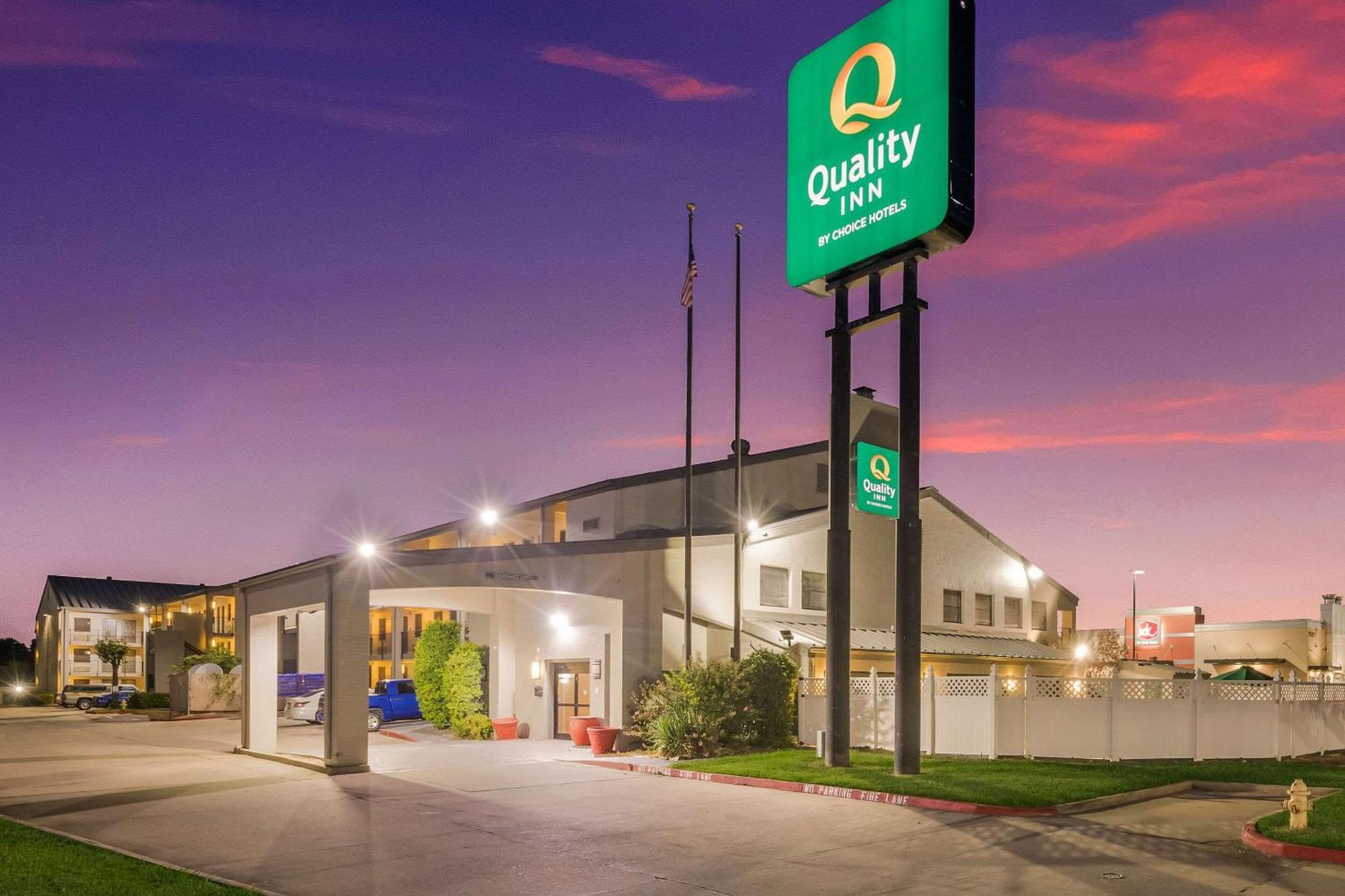 Quality Inn Tulsa Central Zewnętrze zdjęcie