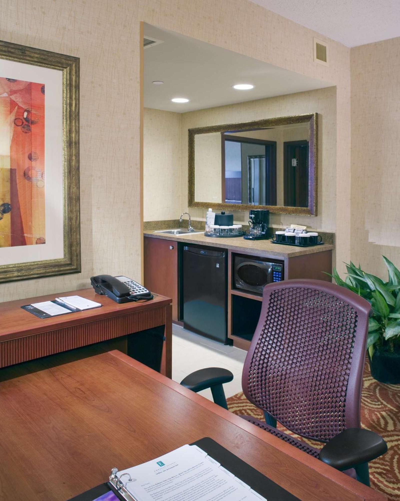 Embassy Suites By Hilton San Marcos Hotel Conference Center Zewnętrze zdjęcie