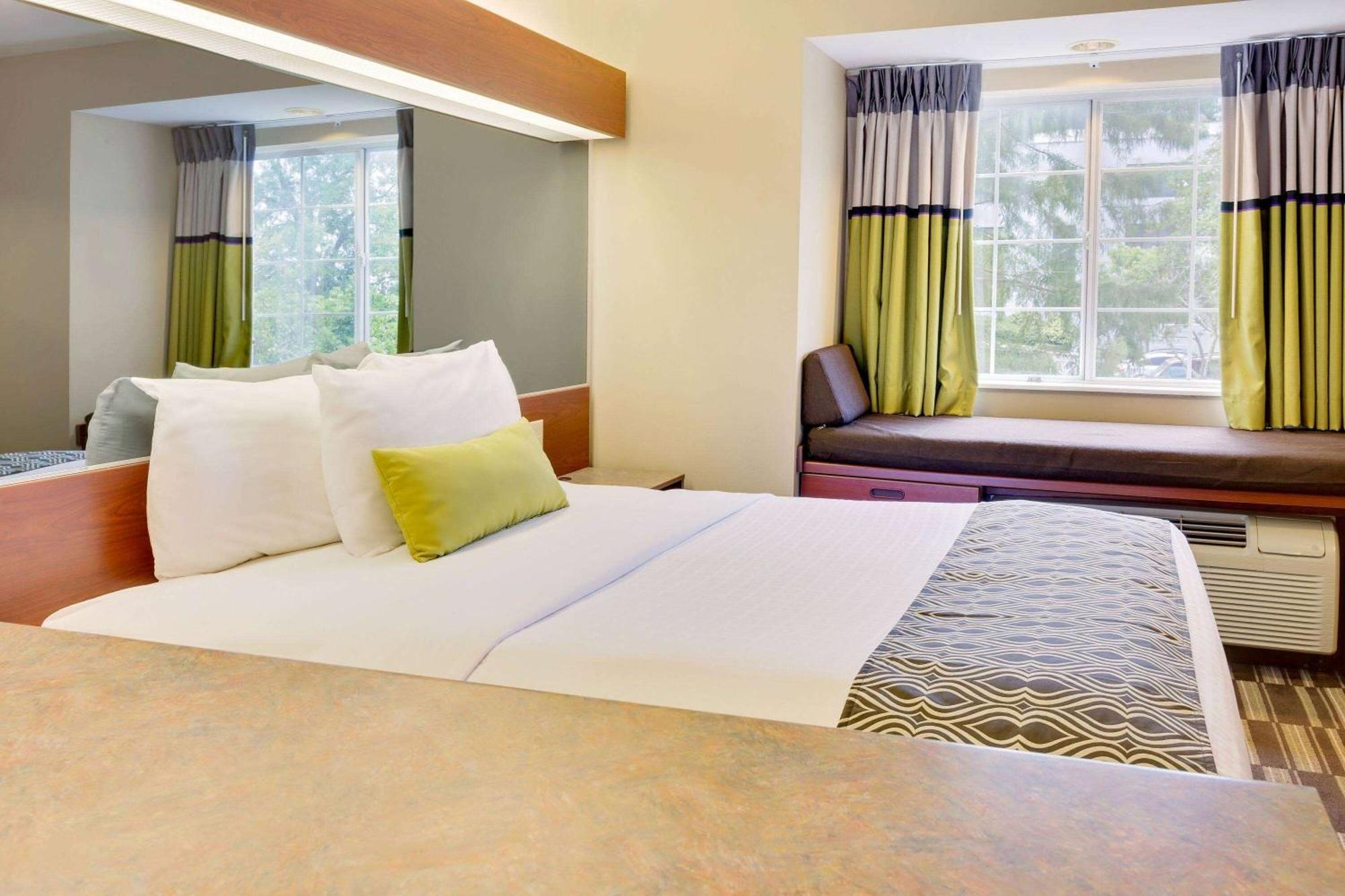 Microtel Inn & Suites By Wyndham Daphne Zewnętrze zdjęcie