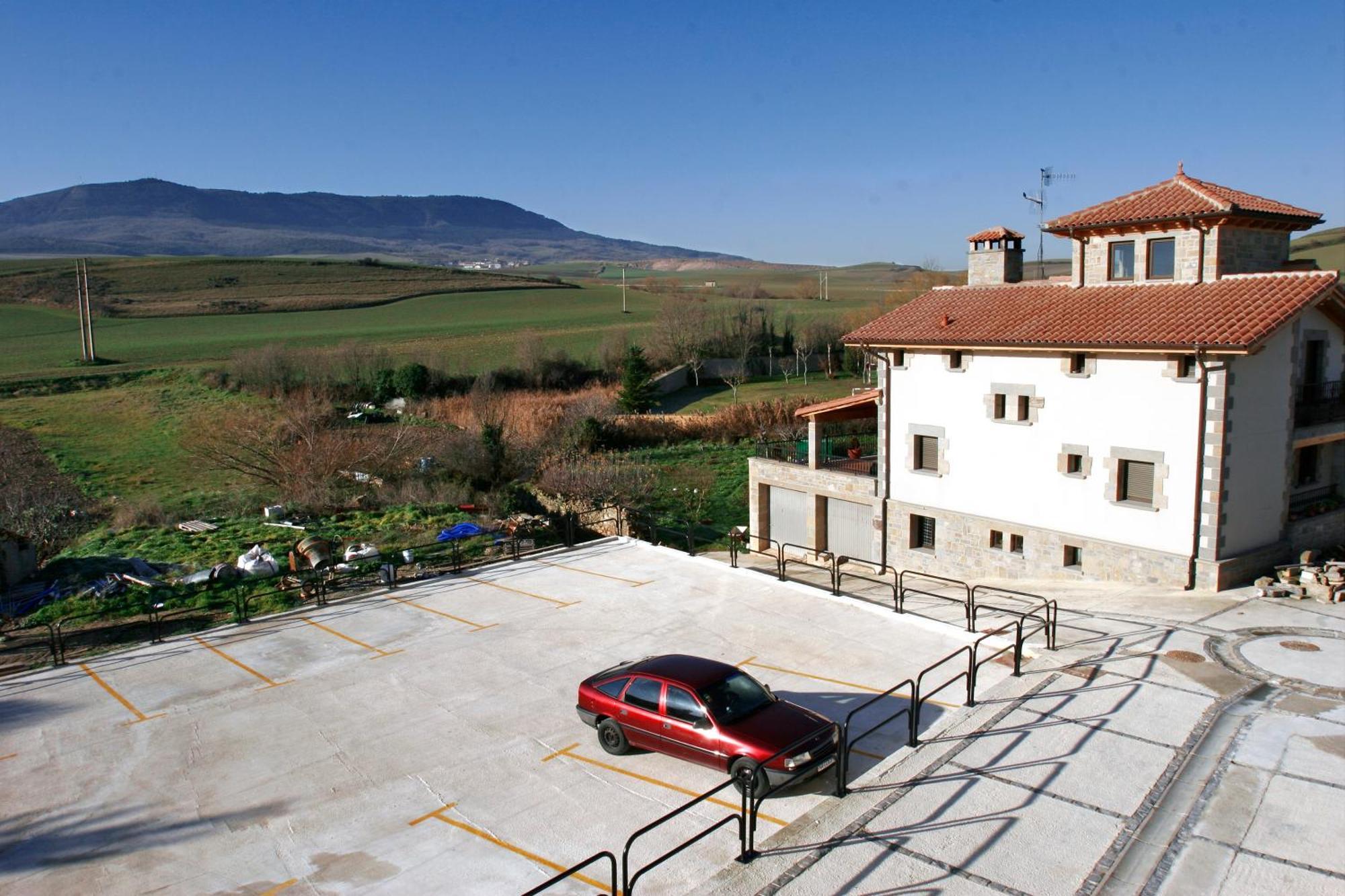 Hotel Agorreta Salinas De Pamplona Zewnętrze zdjęcie
