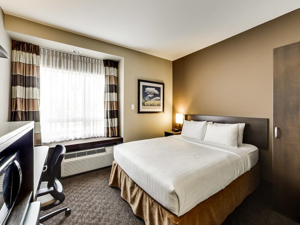 Microtel Inn & Suites By Wyndham Red Deer Pokój zdjęcie