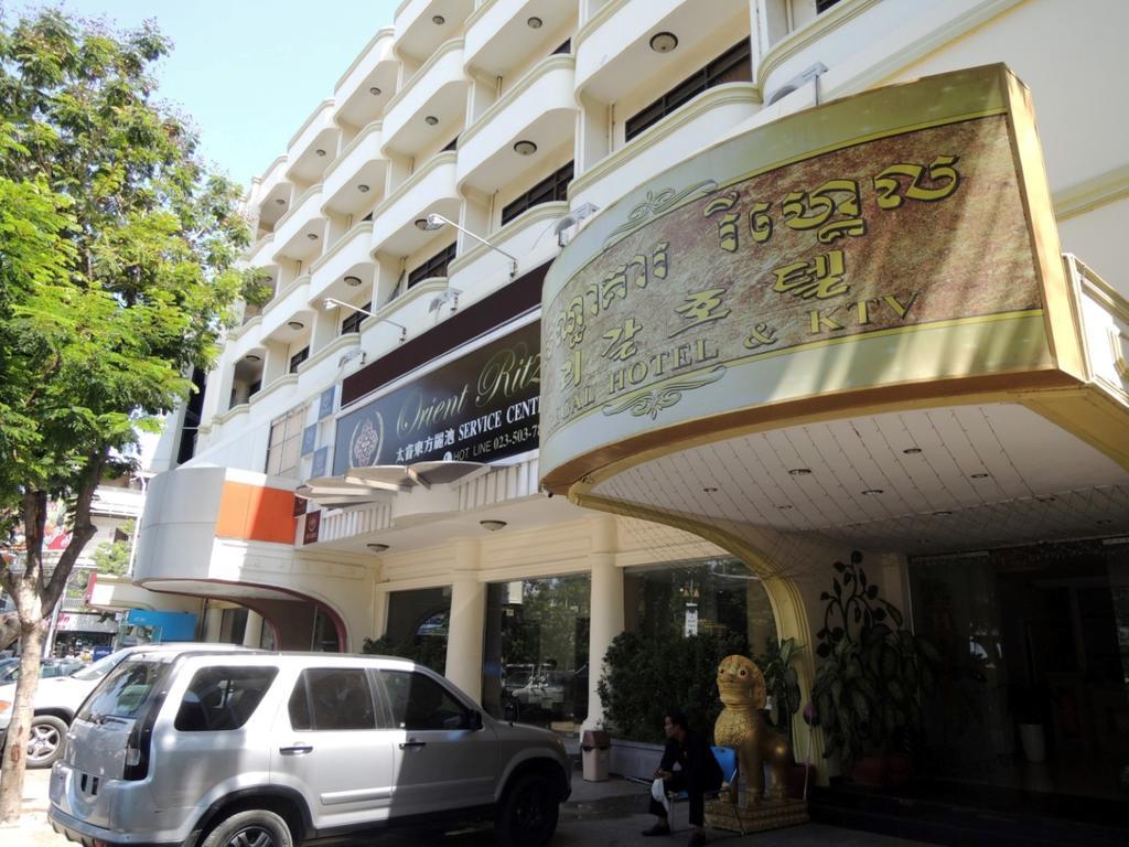 Hotel Regal Phnom Penh Zewnętrze zdjęcie