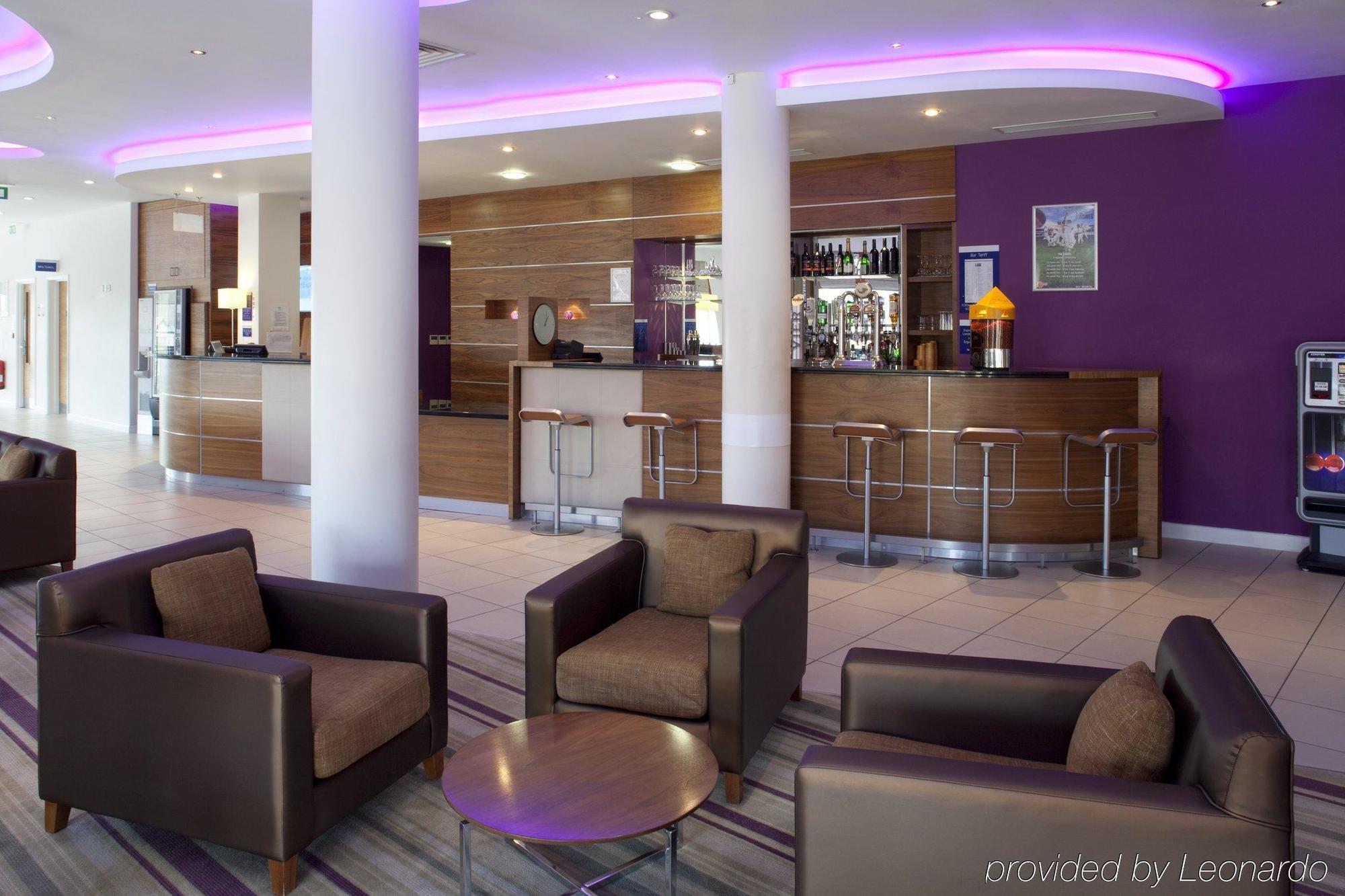 Holiday Inn Express London - Newbury Park, An Ihg Hotel Ilford Restauracja zdjęcie