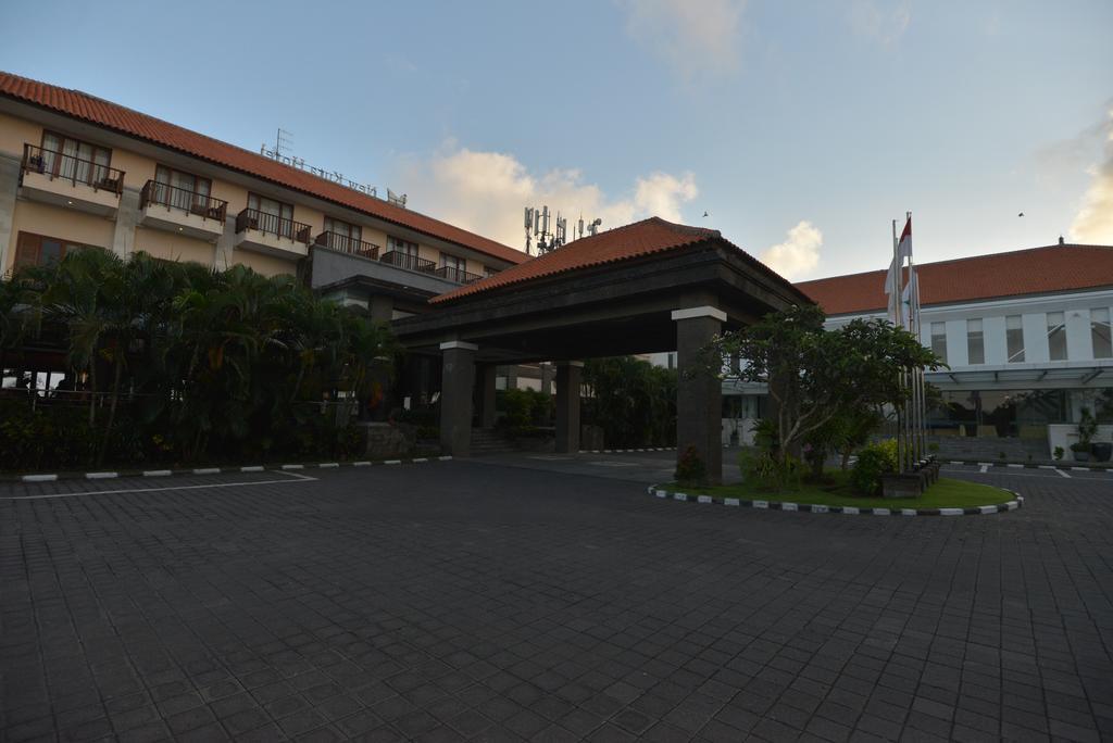 New Kuta Hotel Uluwatu Zewnętrze zdjęcie
