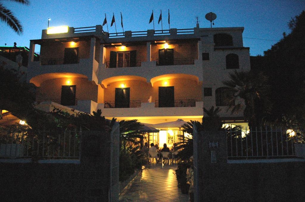 Hotel Villa Bina Sant'Angelo  Zewnętrze zdjęcie
