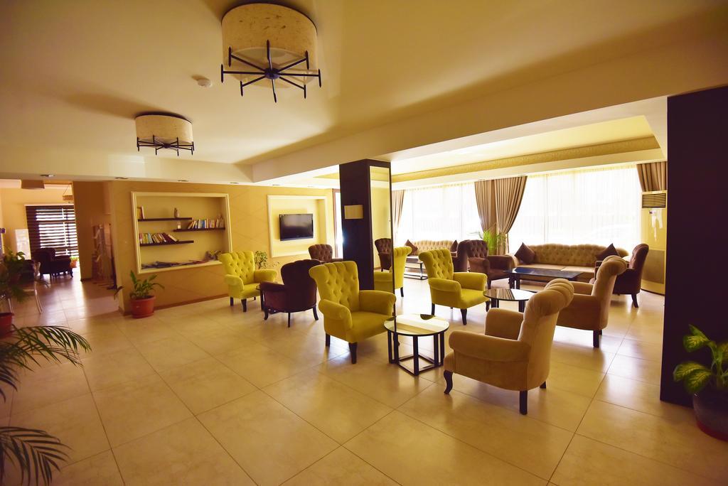 Club Simena Hotel Kirenia Zewnętrze zdjęcie