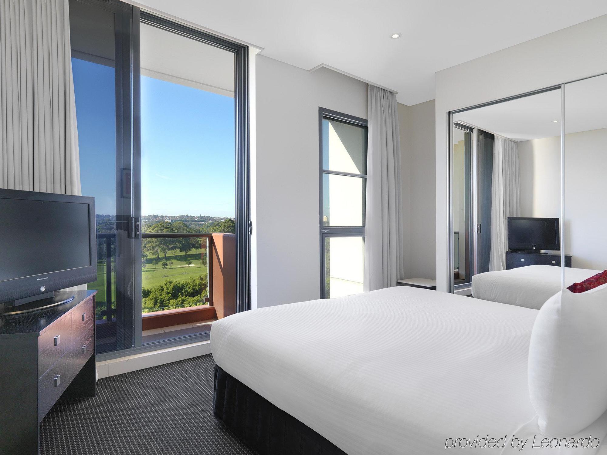 Meriton Suites Waterloo Sydney Zewnętrze zdjęcie