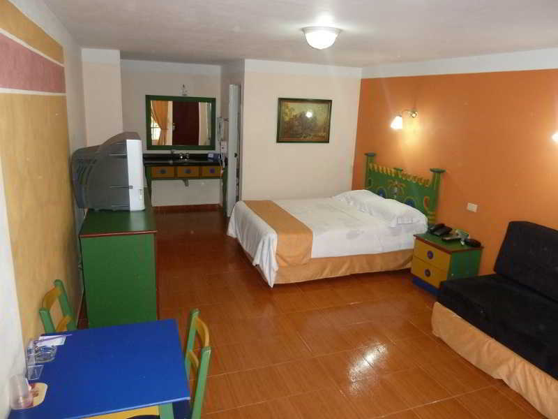 Hotel Los Recuerdos Guatapé Zewnętrze zdjęcie
