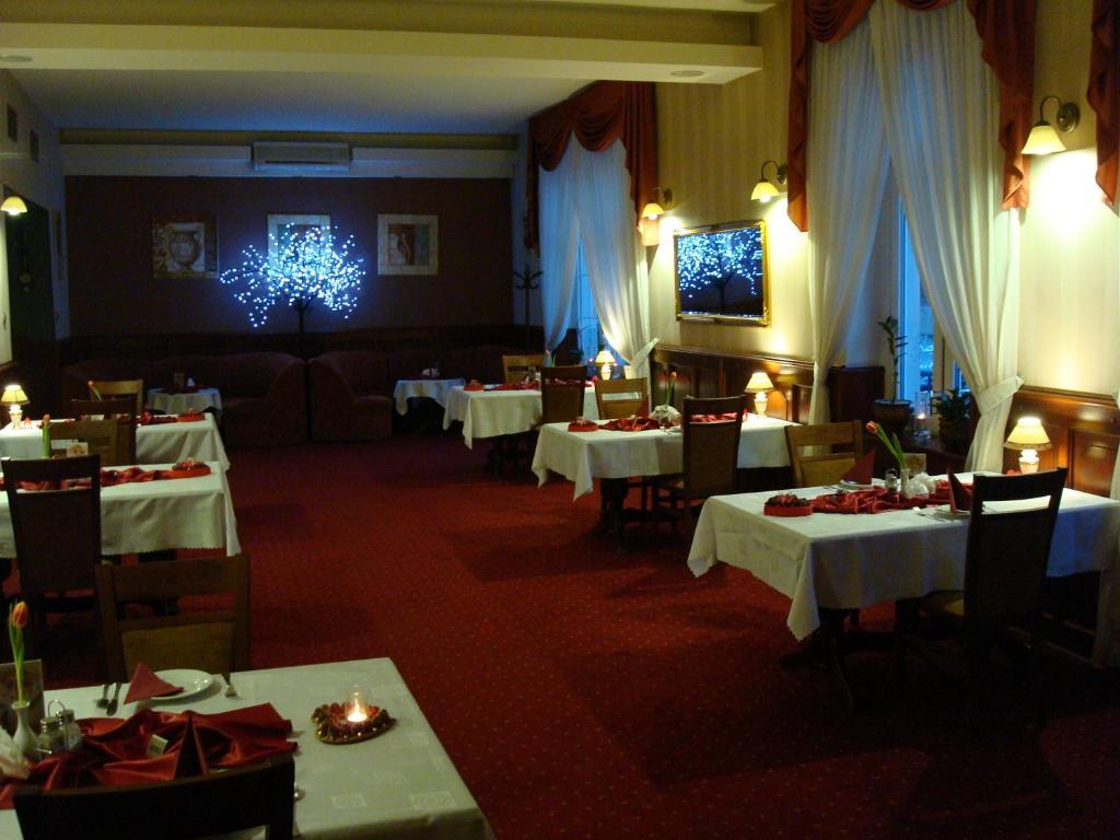 Hotel Atena Słupsk Zewnętrze zdjęcie