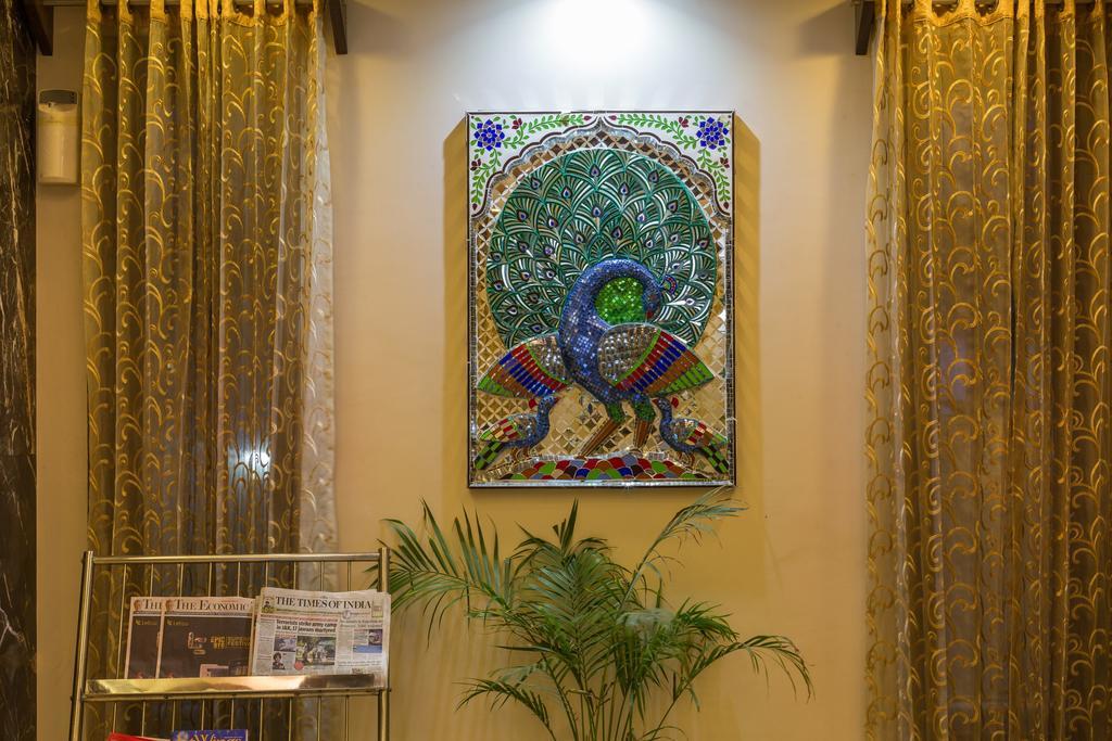 Amantra Comfort Hotel Udajpur Zewnętrze zdjęcie