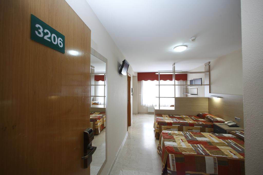 Hotel Rialta Culleredo Zewnętrze zdjęcie
